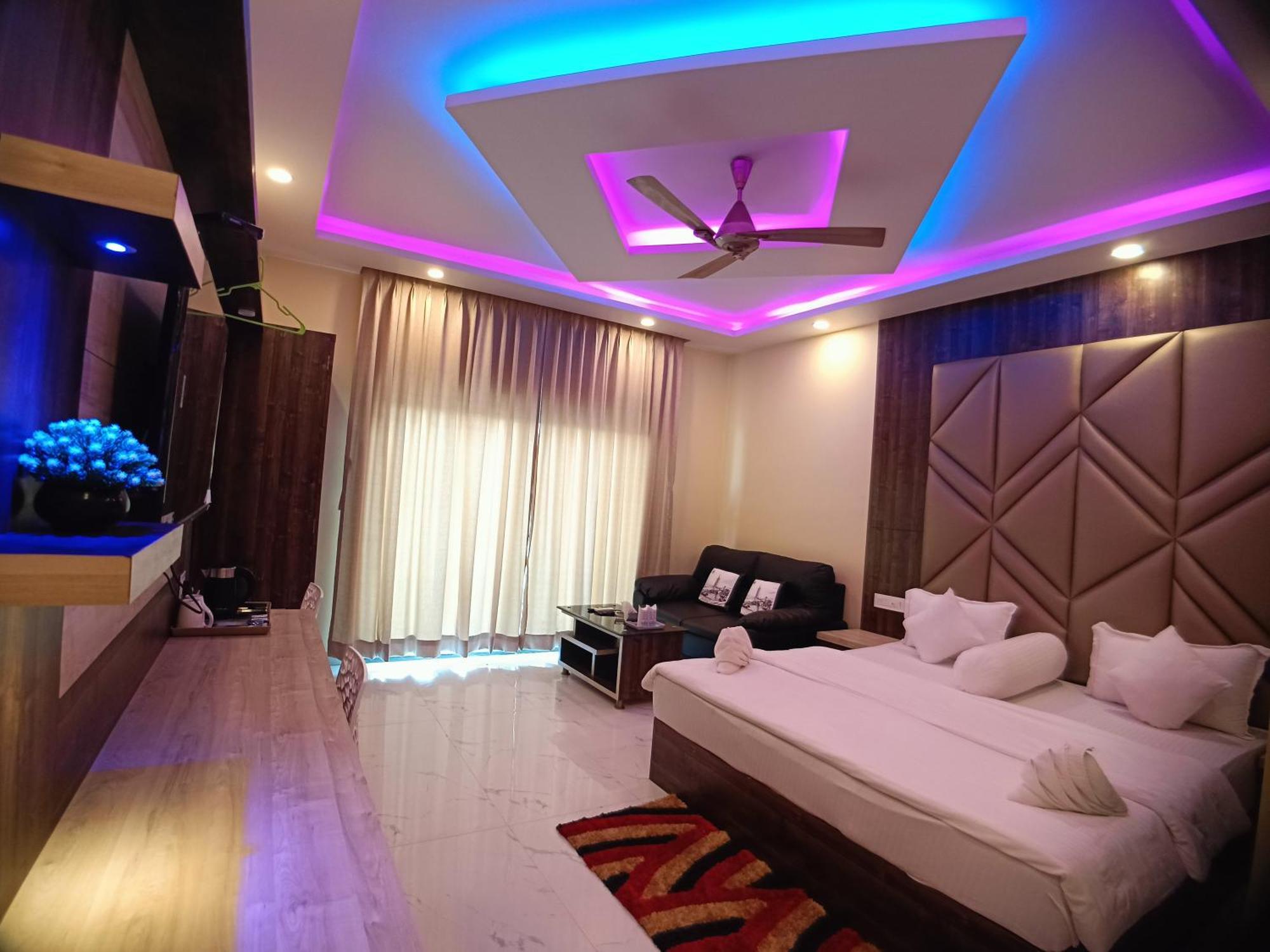 The Triton Beach Resort Мандармани Экстерьер фото