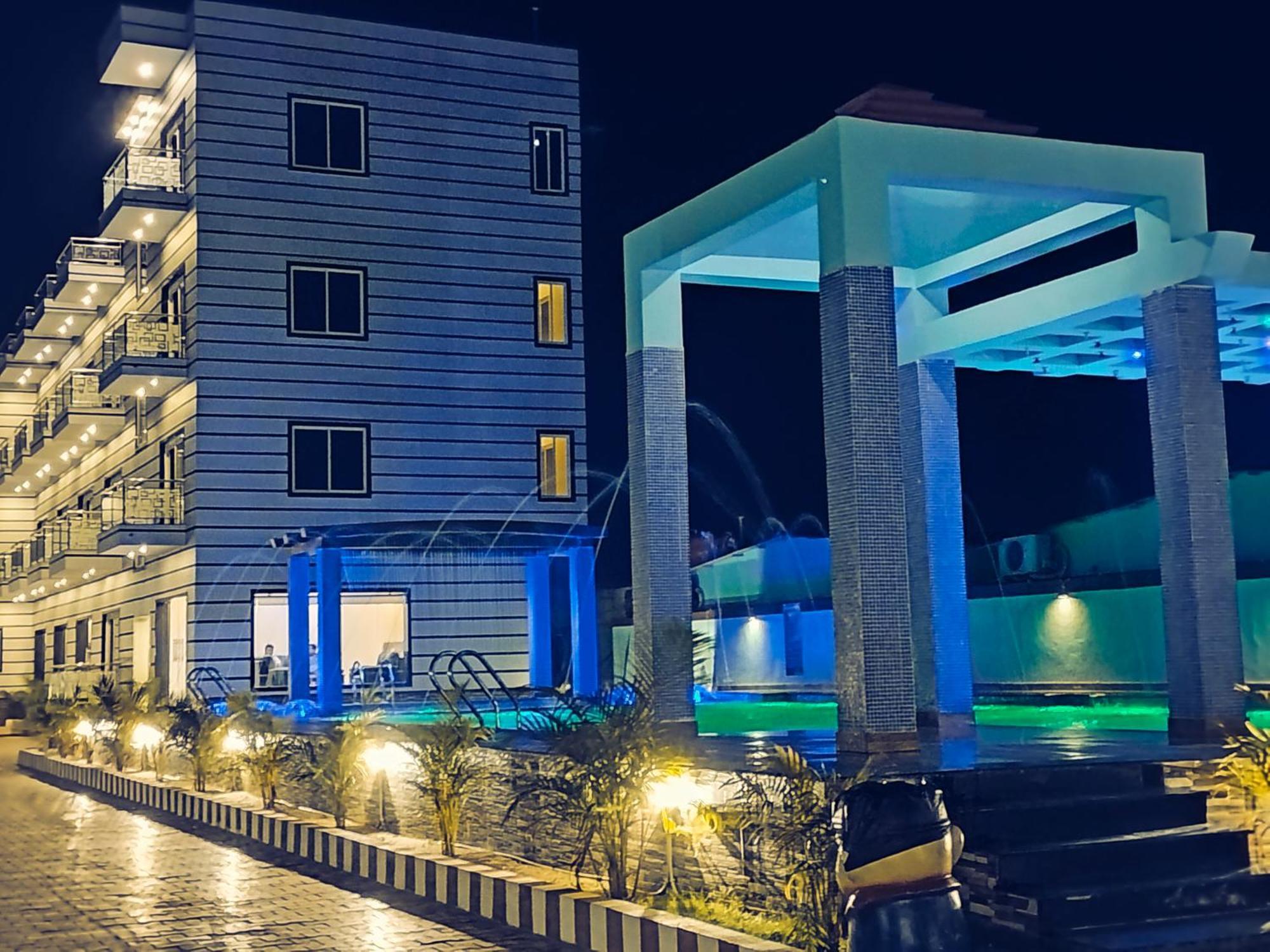 The Triton Beach Resort Мандармани Экстерьер фото