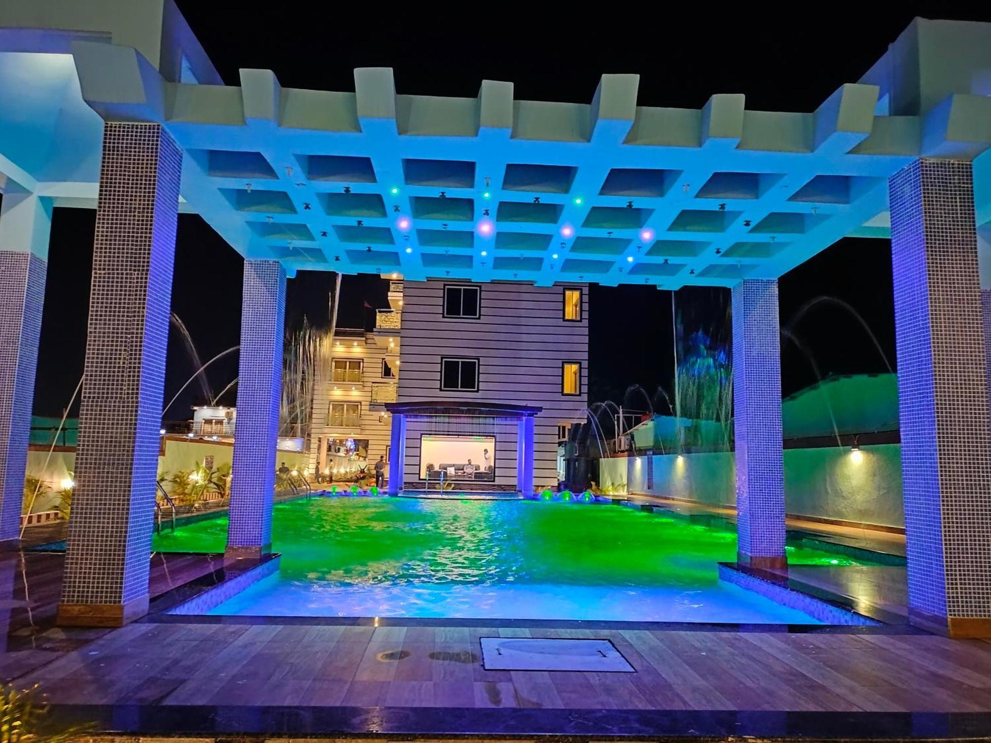 The Triton Beach Resort Мандармани Экстерьер фото